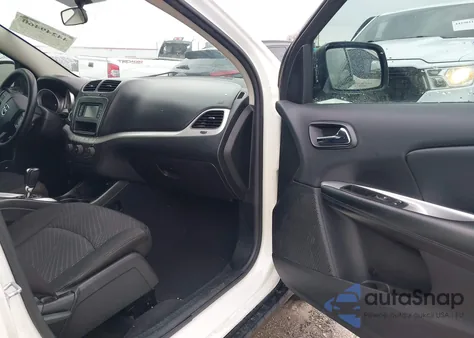 2017 Dodge Journey Sxt z USA, uszkodzony, nr VIN 3C4PDCBG0HT683203